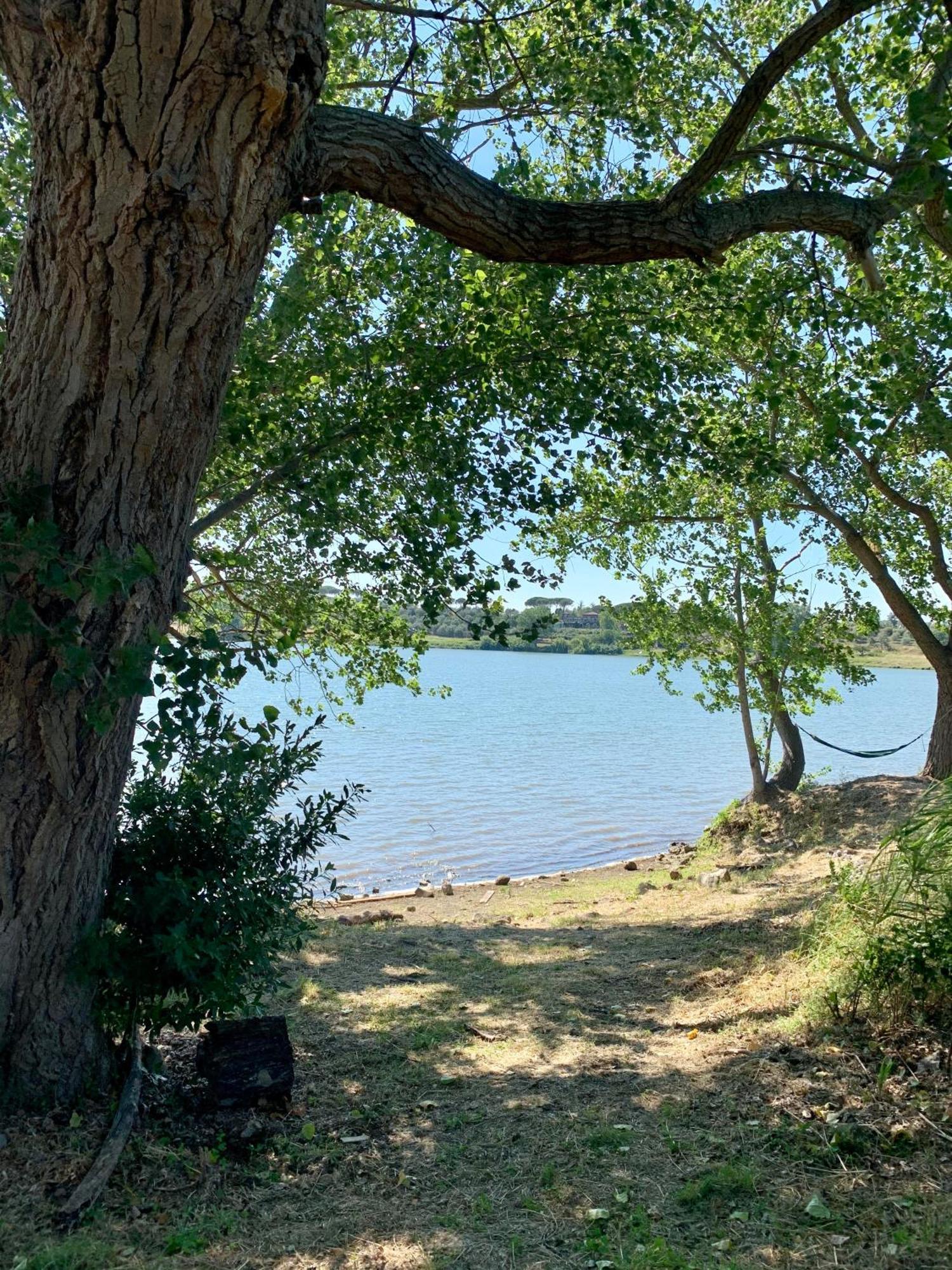 Lake House I Pioppi Nepi Pokoj fotografie